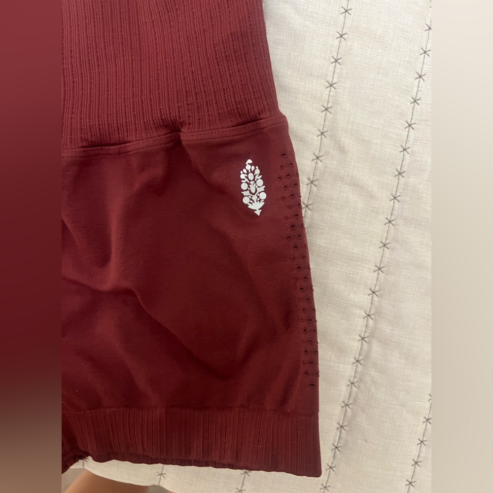 FP Seamless High-Waist Burgundy Women’s Shorts - Unbranded - Picture 7 of 7